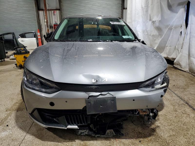 Photo 5 from auction – 2023 KIA EV6 LIGHT with VIN KNDC34LAXP5130574