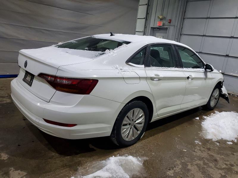 Photo 3 from auction – 2019 VOLKSWAGEN JETTA S with VIN 3VWC57BU2KM130057