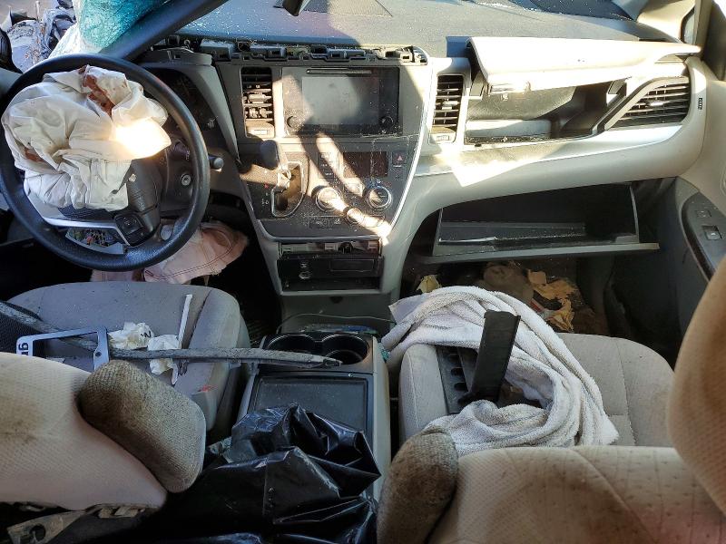 Photo 8 from auction – 2016 TOYOTA SIENNA LE with VIN 5TDKK3DC9GS742154