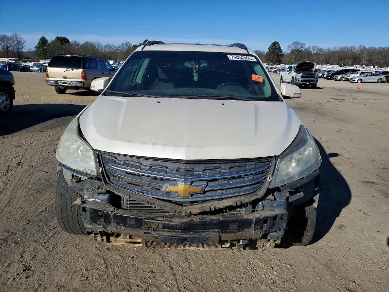 Photo 5 from auction – 2014 CHEVROLET TRAVERSE with VIN 1GNKRGKD9EJ139947