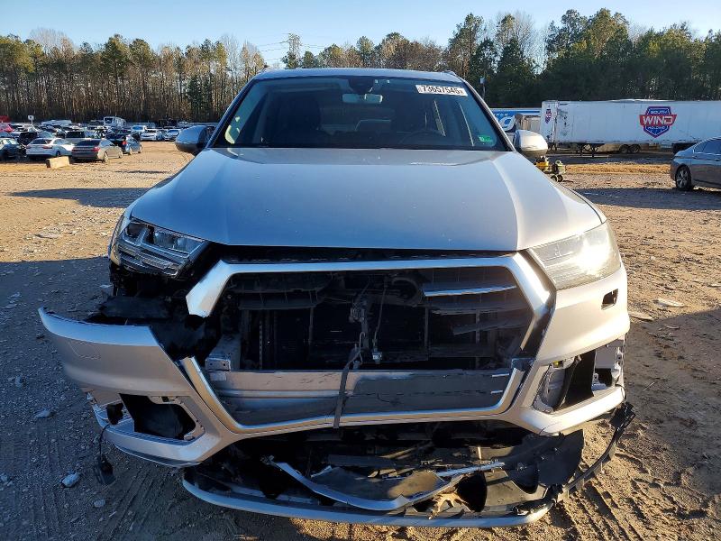 Photo 5 from auction – 2017 AUDI Q7 PREMIUM with VIN WA1LAAF76HD002855