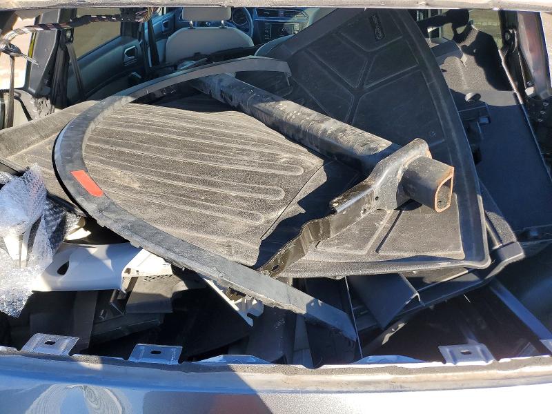Photo 12 from auction – 2018 VOLKSWAGEN TIGUAN S with VIN 3VV1B7AX5JM161334