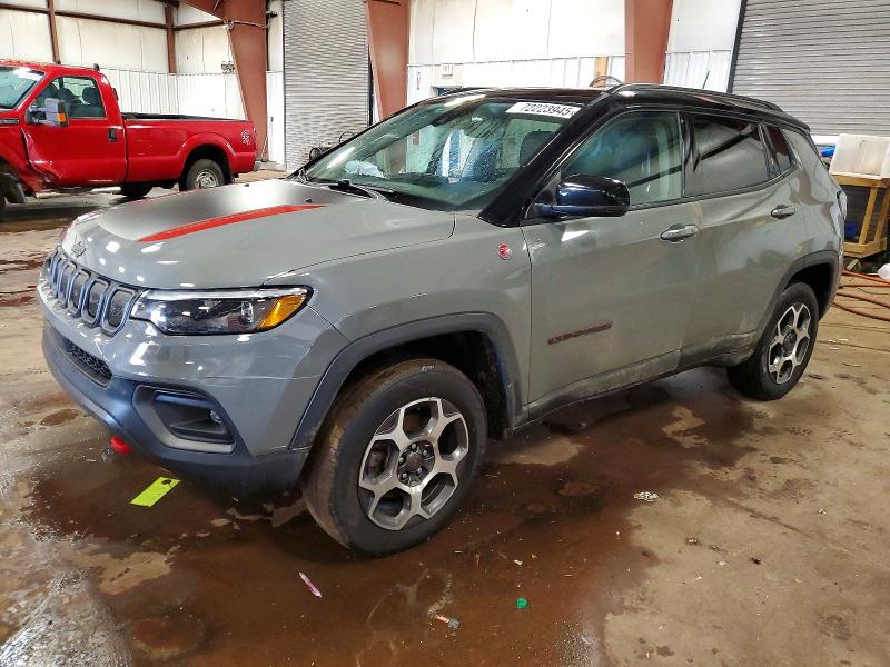 JEEP COMPASS 2022 with VIN 3C4NJDDB4NT194421 - Photo from auction