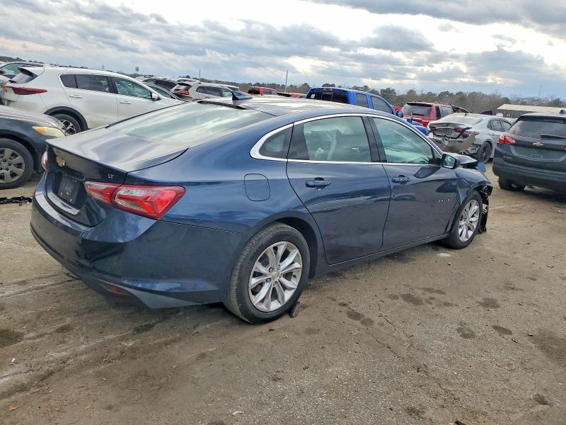 Photo 3 from auction – 2022 CHEVROLET MALIBU LT with VIN 1G1ZD5ST5NF119305