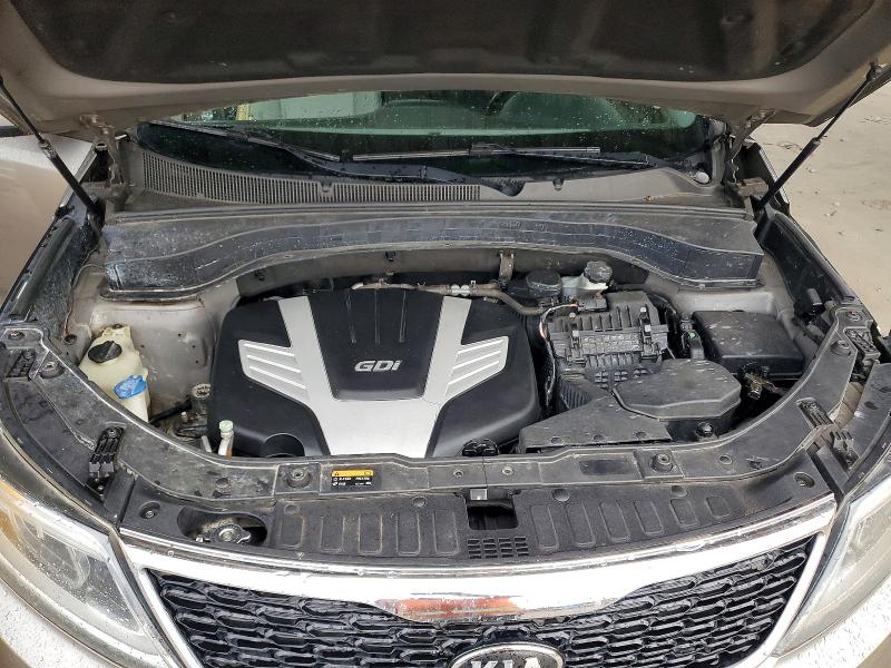 Photo 12 from auction – 2014 KIA SORENTO with VIN 5XYKT4A75EG477351