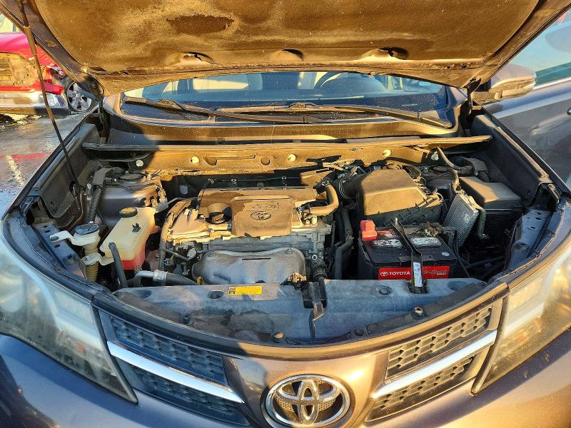 Photo 12 from auction – 2015 TOYOTA RAV4 XLE with VIN 2T3WFREV8FW174288