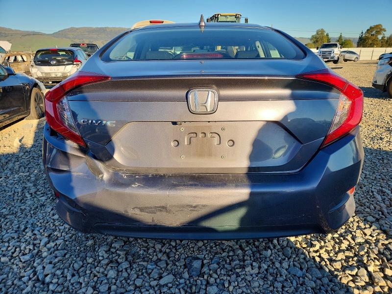 Photo 6 from auction – 2017 HONDA CIVIC EX with VIN 19XFC2F73HE209060