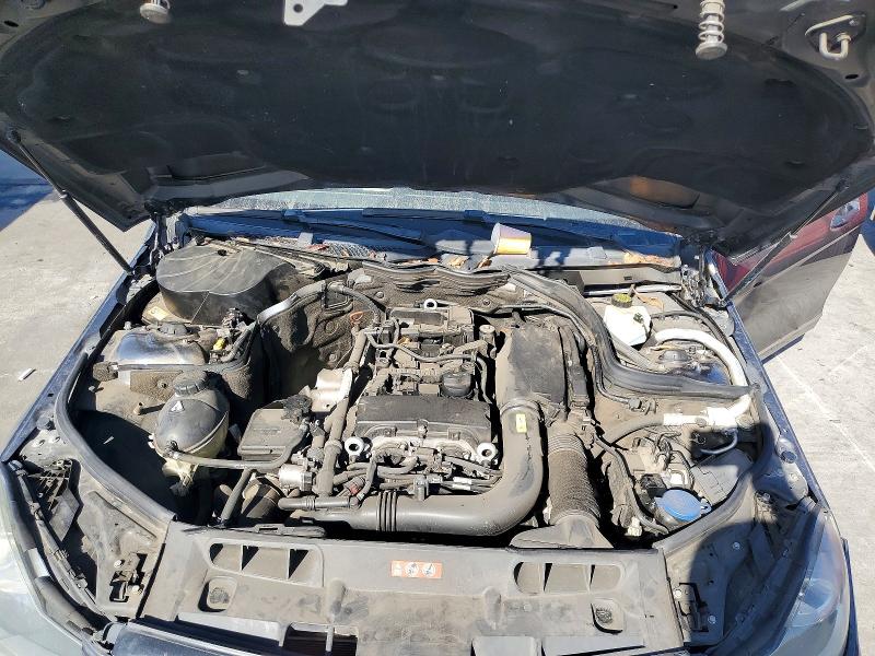 Photo 11 from auction – 2014 MERCEDES-BENZ C with VIN WDDGF4HB9EA967580