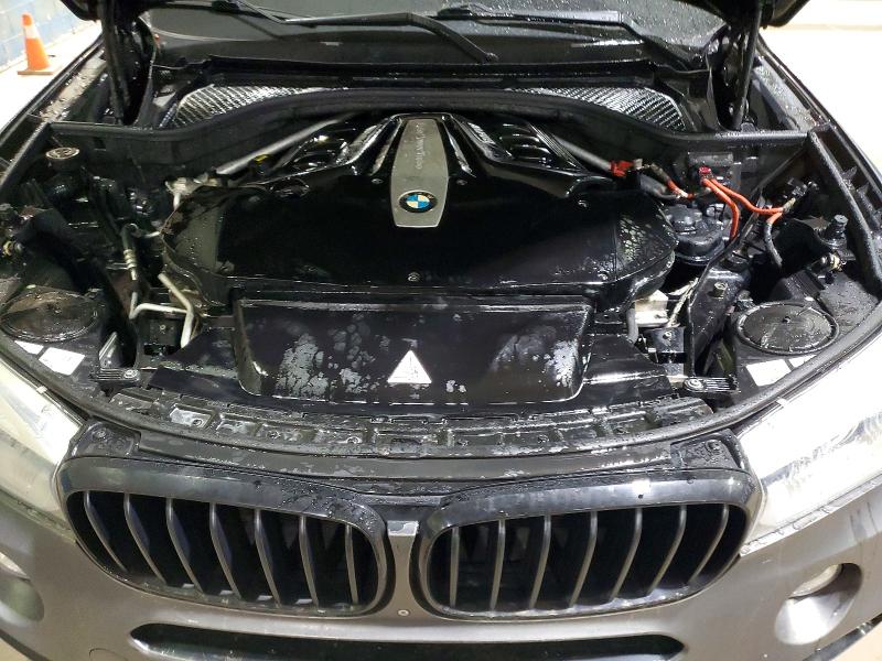 Photo 12 from auction – 2015 BMW X5 XDRIVE5 with VIN 5UXKR6C54F0J76775