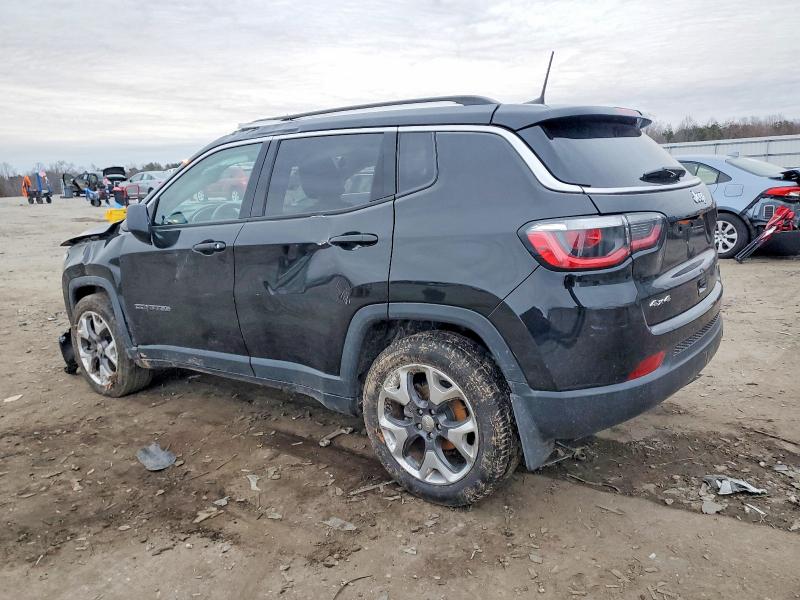 Photo 2 from auction – 2018 JEEP COMPASS with VIN 3C4NJDCB6JT341382