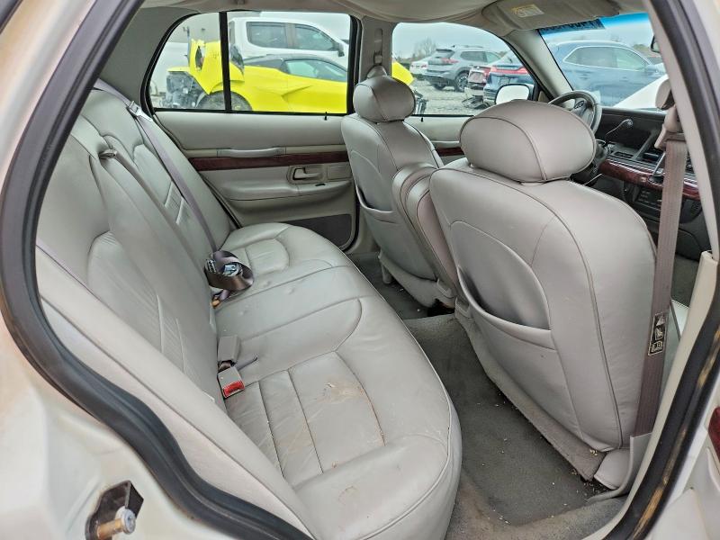 Photo 10 from auction – 2001 MERCURY GRAND MARQ with VIN 2MEFM75W01X626640