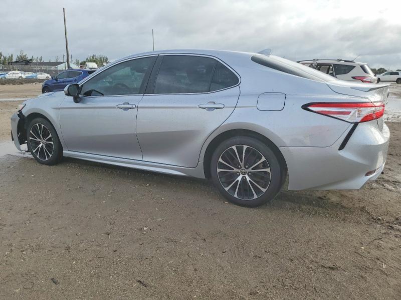 Photo 2 from auction – 2020 TOYOTA CAMRY SE with VIN 4T1G11AK2LU502017