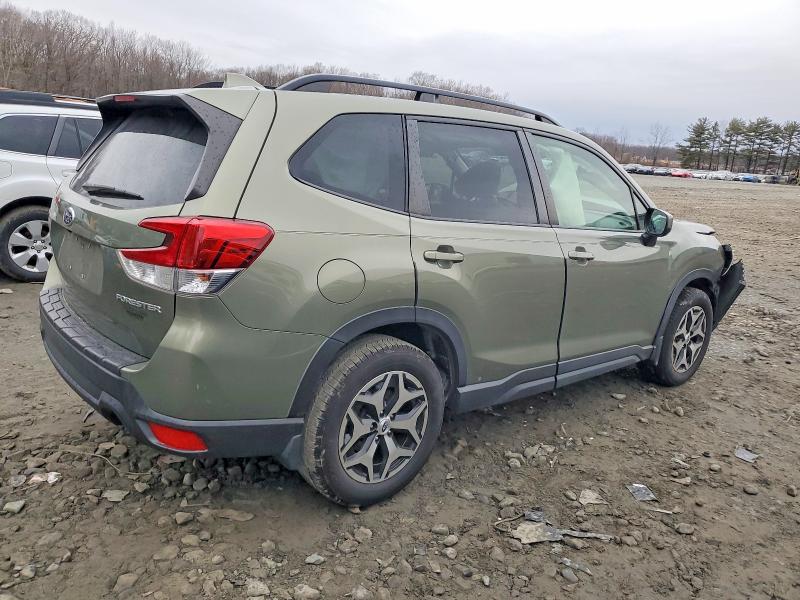 Photo 3 from auction – 2020 SUBARU FORESTER with VIN JF2SKAJC3LH435622