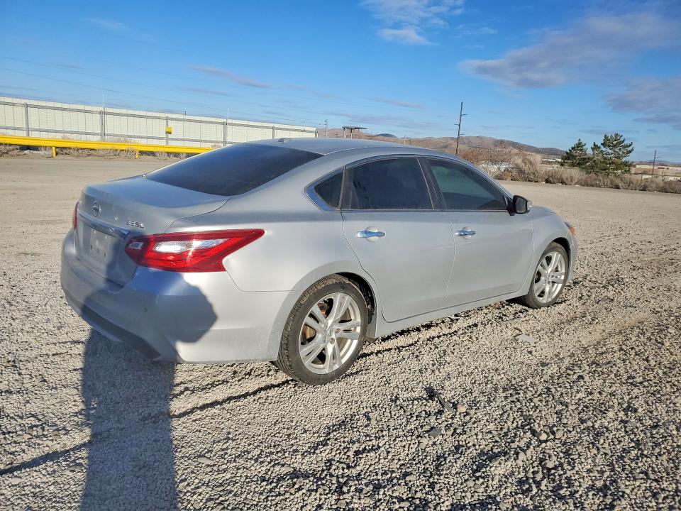 Photo 3 from auction – 2016 NISS ALTIMA with VIN 1N4BL3AP6GC161819