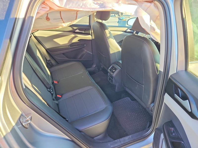 Photo 10 from auction – 2022 VOLKSWAGEN TAOS with VIN 3VVSX7B24NM089038