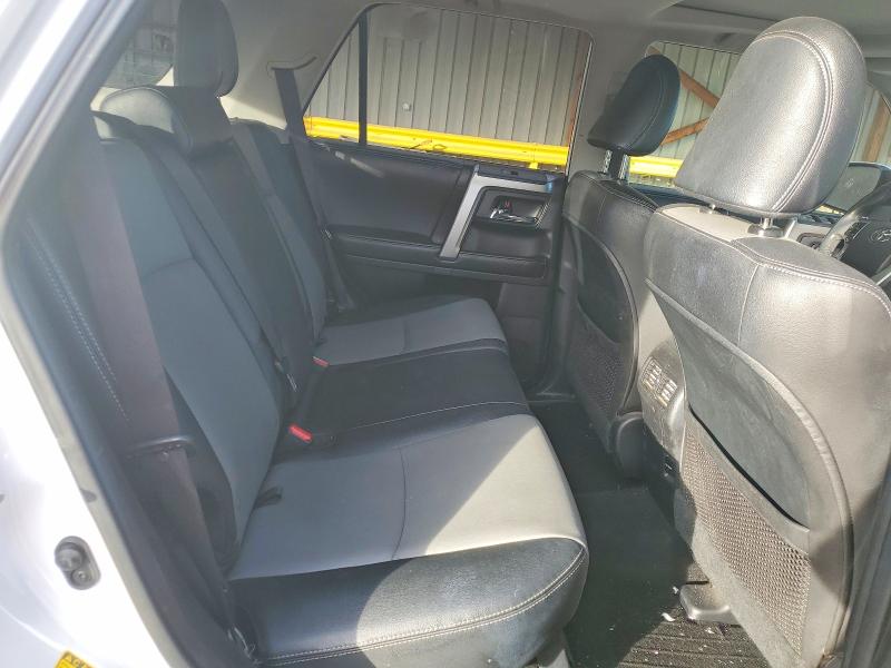 Photo 11 from auction – 2014 TOYOTA 4RUNNER with VIN JTEBU5JR2E5194480