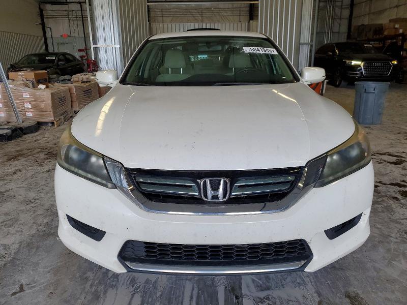 Photo 5 from auction – 2015 HONDA ACCORD with VIN 1HGCR6F37FA014103