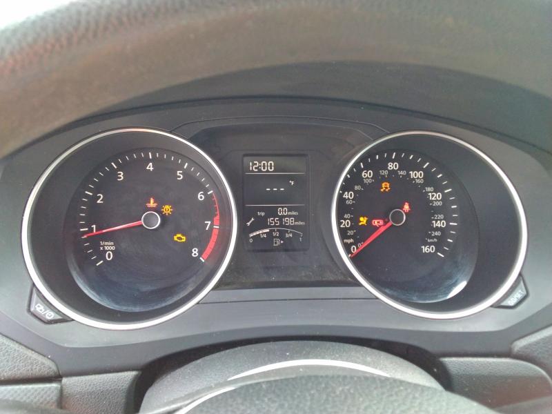 Photo 9 from auction – 2015 VOLKSWAGEN JETTA BASE with VIN 3VW2K7AJ6FM404104