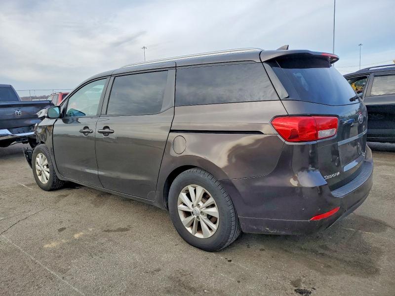 Photo 2 from auction – 2017 KIA SEDONA LX with VIN KNDMB5C19H6325610