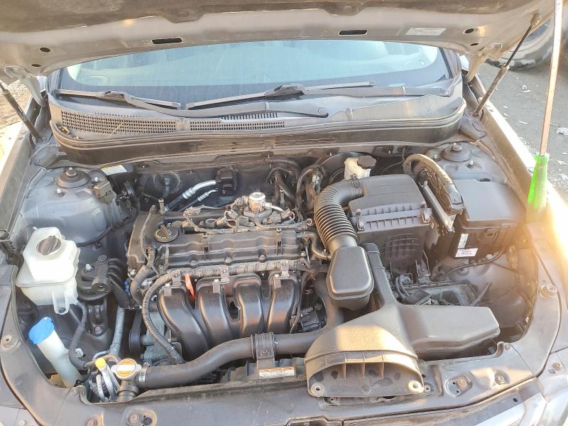 Фото 11 с аукциона – 2012 HYUNDAI SONATA SE с VIN 5NPEC4AC4CH361719