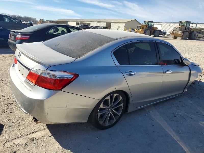 Photo 3 from auction – 2014 HONDA ACCORD with VIN 1HGCR2F52EA204416