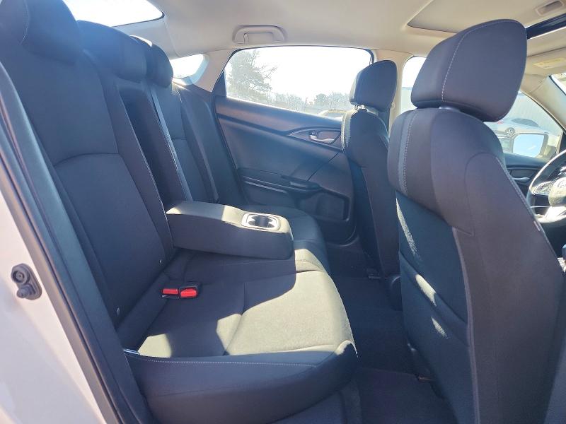 Photo 10 from auction – 2016 HONDA CIVIC with VIN 19XFC2F77GE071523