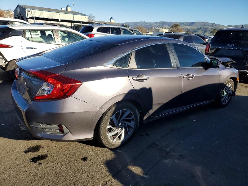 Photo 3 from auction – 2016 HONDA CIVIC EX with VIN 19XFC2F77GE246871