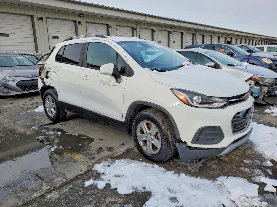 Photo 4 from auction – 2022 CHEVROLET TRAX with VIN KL7CJPSM5NB525146