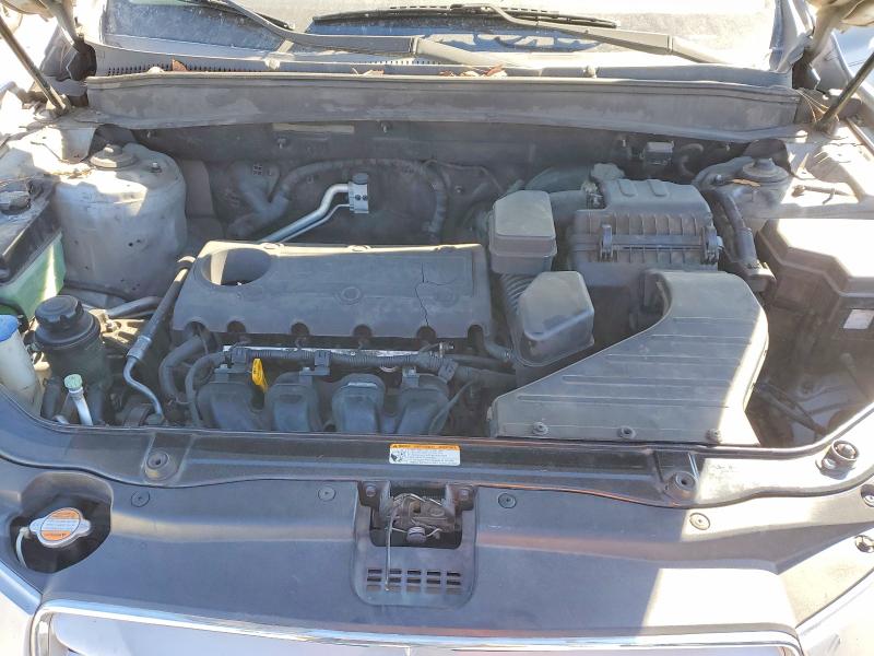 Photo 12 from auction – 2010 HYUNDAI SANTA FE G with VIN 5NMSGDAB4AH368727