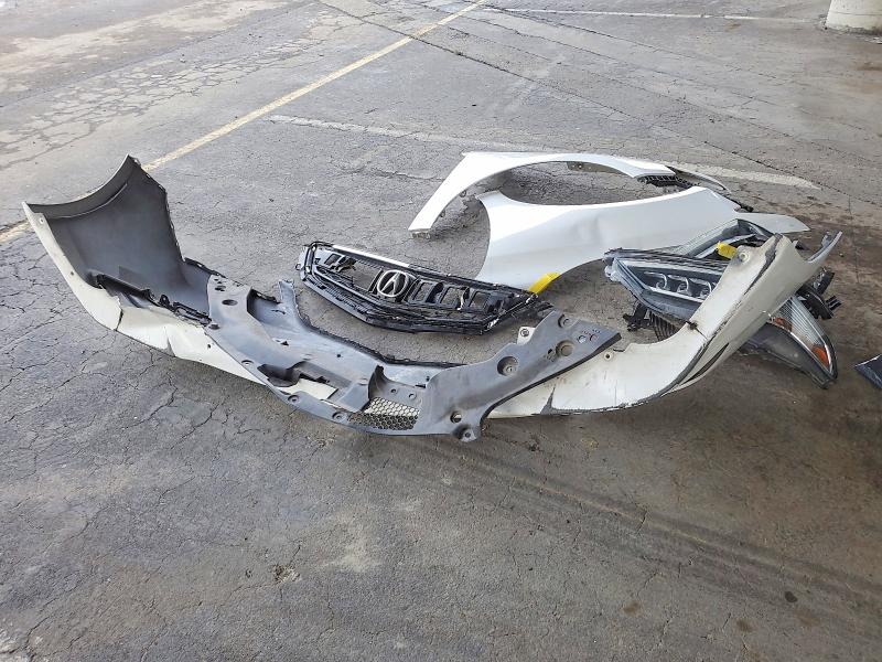 Foto 12 de la subasta – 2015 ACURA TLX TECH con VIN 19UUB3F57FA008391