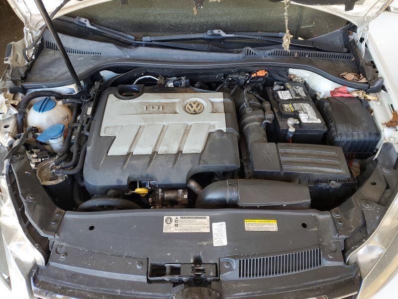Photo 12 from auction – 2014 VOLKSWAGEN JETTA with VIN 3VWPL7AJ9EM606114