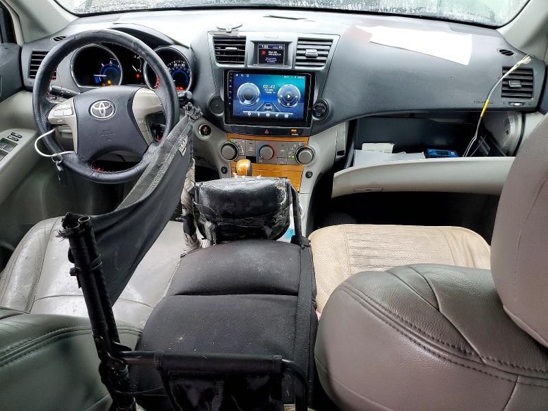 Photo 8 from auction – 2008 TOYOTA HIGHLANDER HYBRID with VIN JTEEW41A082022501