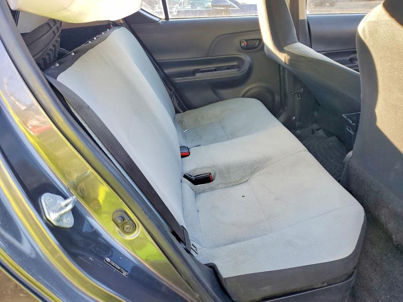 Photo 10 from auction – 2015 TOYOTA PRIUS C with VIN JTDKDTB36F1576667