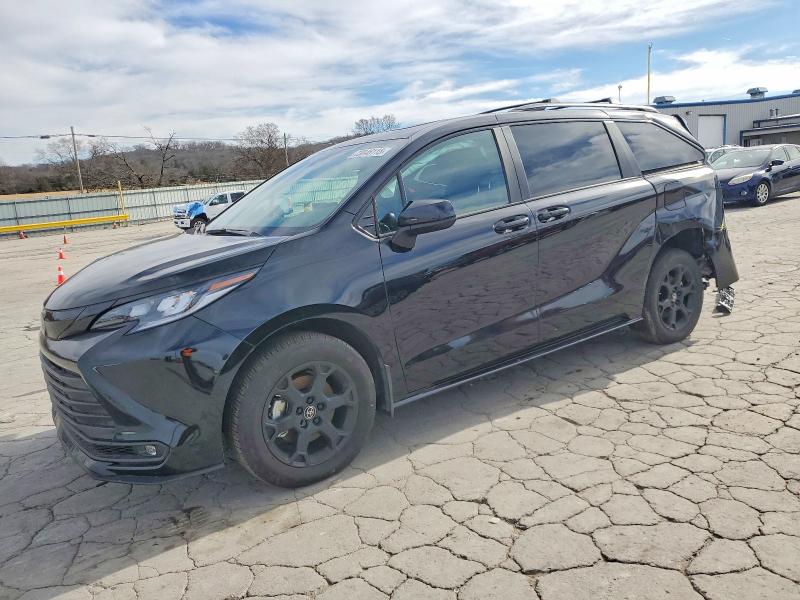 TOYOTA SIENNA XSE 2025 with VIN 5TDCSKFC9SS180812 - Photo from auction