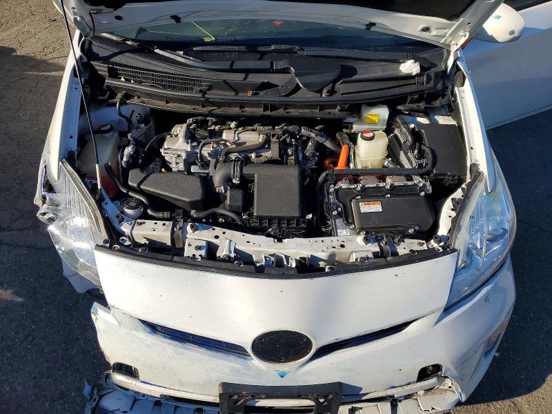 صورة رقم 11 من المزاد - 2015 TOYOTA PRIUS مع VIN JTDKN3DU1F1992015