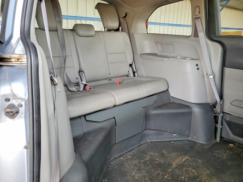 Photo 11 from auction – 2014 HONDA ODYSSEY with VIN 5FNRL5H62EB029044