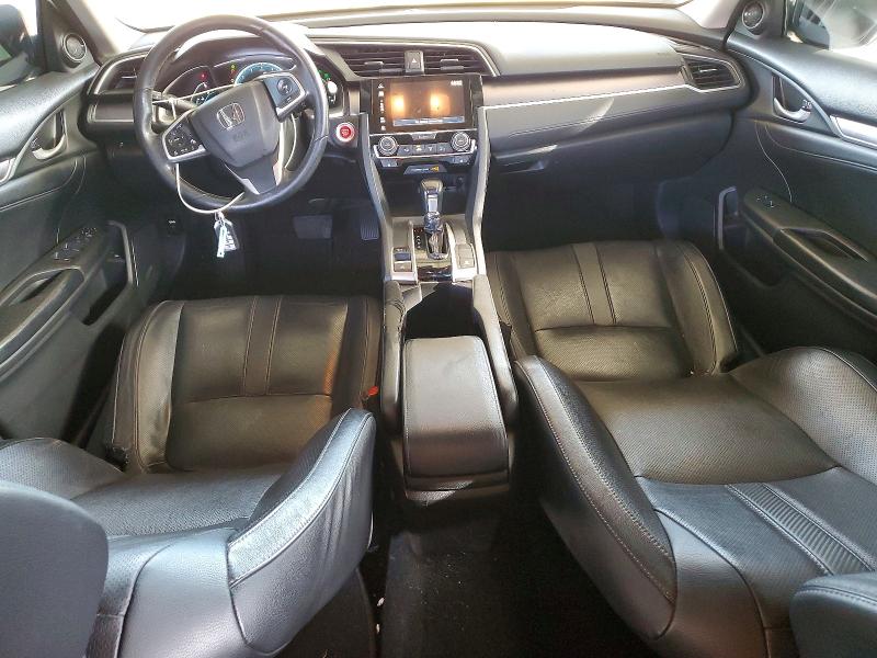 Photo 8 from auction – 2017 HONDA CIVIC EXL with VIN 2HGFC1F73HH646086