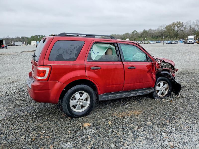 Photo 3 from auction – 2011 FORD ESCAPE XLT with VIN 1FMCU0D79BKA19755