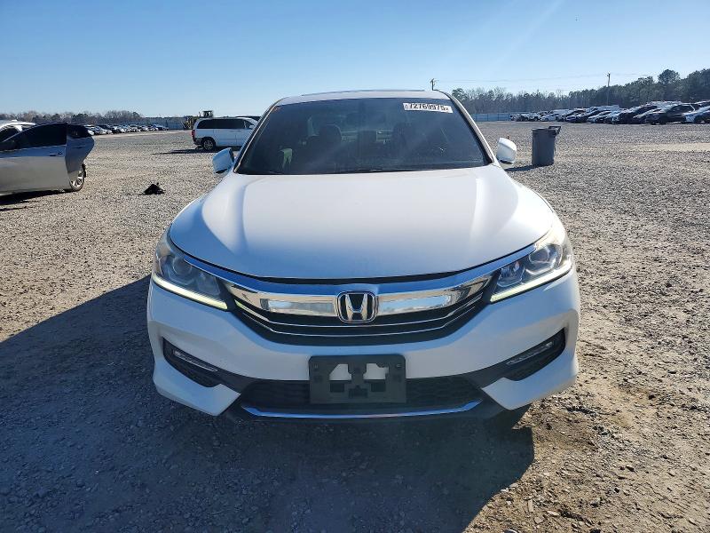 Photo 5 from auction – 2016 HONDA ACCORD EXL with VIN 1HGCR2F85GA095852