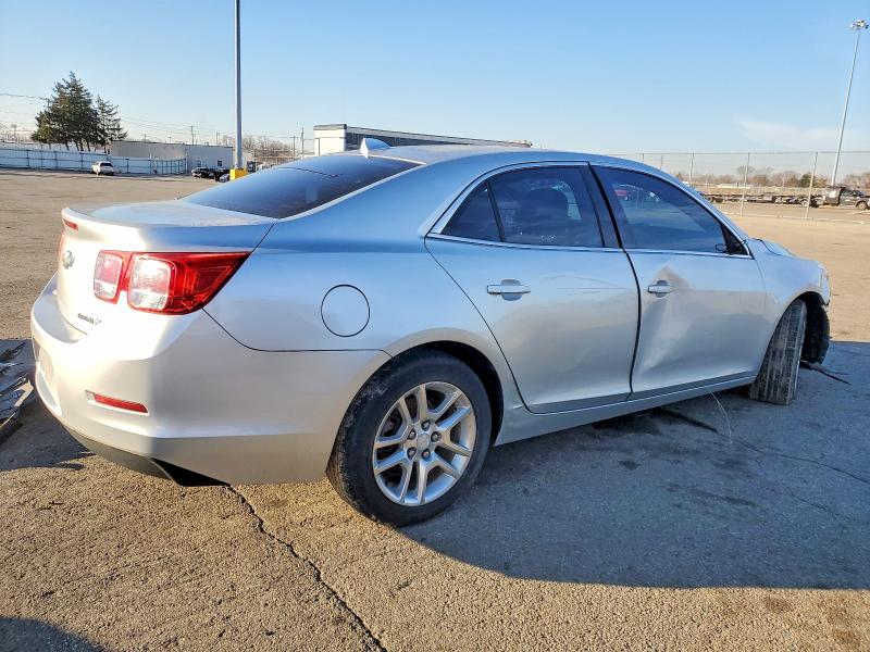 Photo 3 from auction – 2013 CHEVROLET MALIBU with VIN 1G11D5RR7DF109204