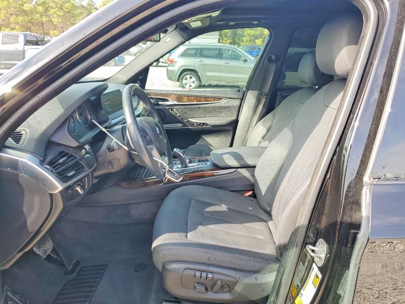 Photo 7 from auction – 2018 BMW X5 SDRIVE3 with VIN 5UXKR2C57J0Z15591