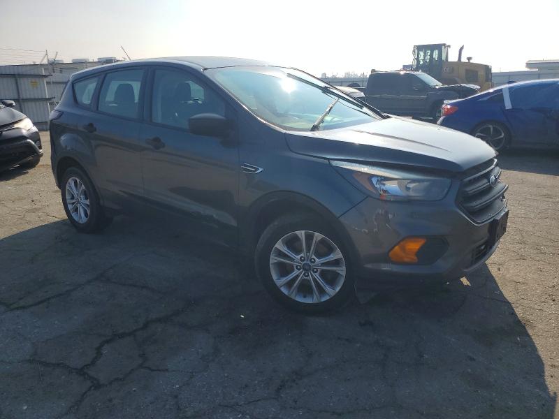 Photo 4 from auction – 2018 FORD ESCAPE with VIN 1FMCU0F70JUA92335