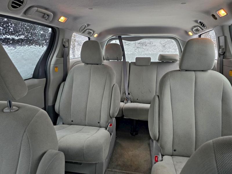 Photo 7 from auction – 2013 TOYOTA SIENNA with VIN 5TDZK3DC2DS351521