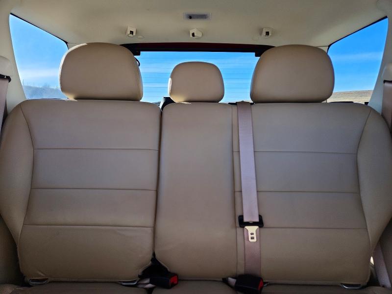 Photo 10 from auction – 2010 FORD ESCAPE LIM with VIN 1FMCU0EG9AKA55121