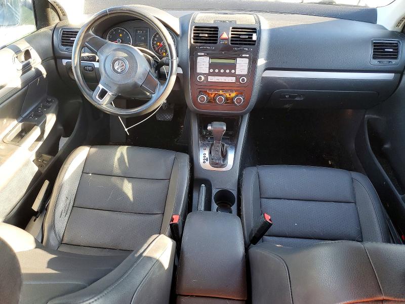 Photo 8 from auction – 2010 VOLKSWAGEN JETTA with VIN 3VWAZ7AJXAM105330