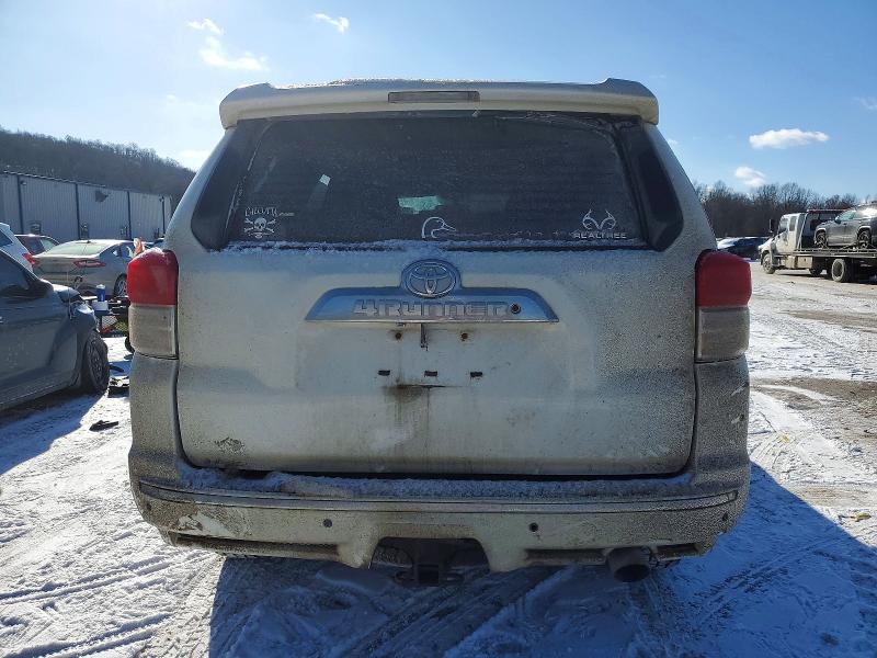 Photo 6 from auction – 2012 TOYOTA 4RUNNER SR with VIN JTEBU5JR7C5078110