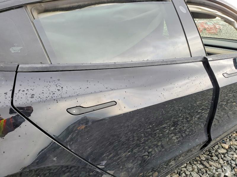 Photo 10 from auction – 2019 TESLA MODEL 3 with VIN 5YJ3E1EB1KF237339