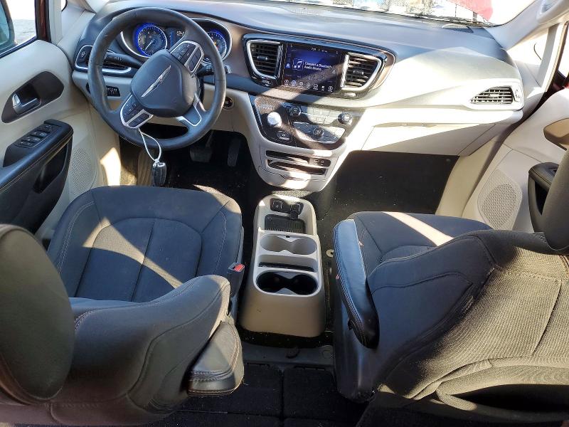 Photo 8 from auction – 2017 CHRYSLER PACIFICA with VIN 2C4RC1DG2HR510377