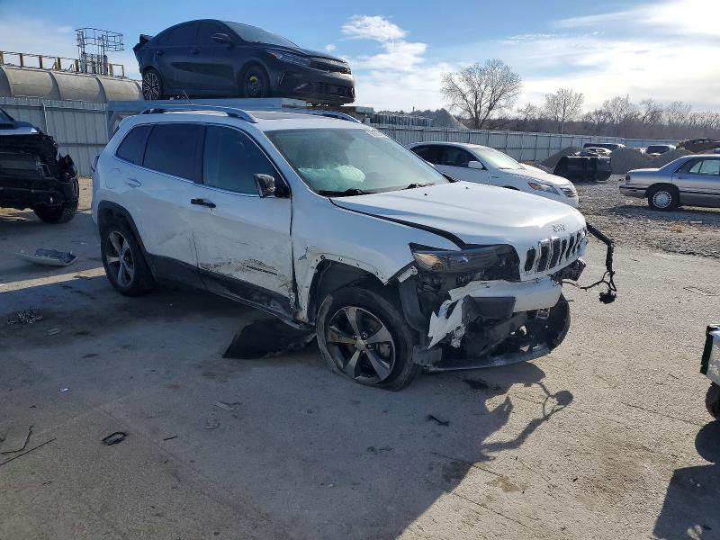 Photo 4 from auction – 2019 JEEP CHEROKEE L with VIN 1C4PJMDX5KD231529