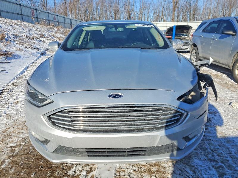 Photo 5 from auction – 2017 FORD FUSION SE with VIN 3FA6P0HD0HR311667